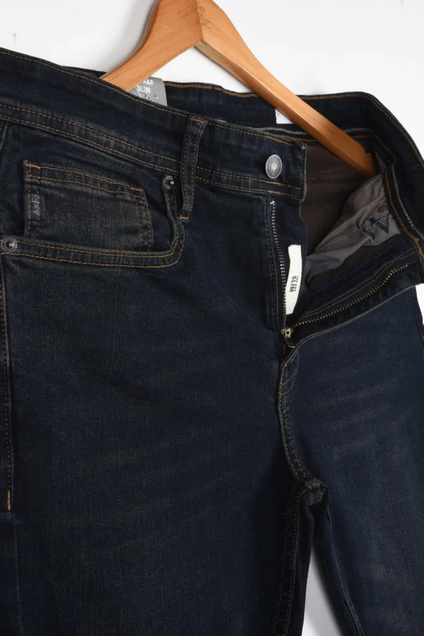 PREMIUM WASH SLIM JEANS - Image 3