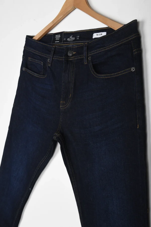 SIGNATURE WASH SLIM JEANS - Image 2