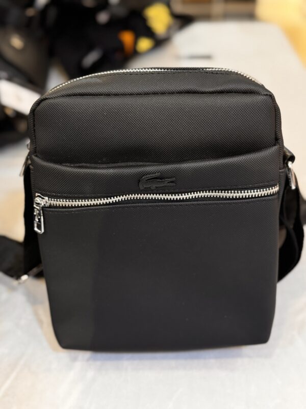MODERN GENTLEMAN’S CROSSBODY BAG