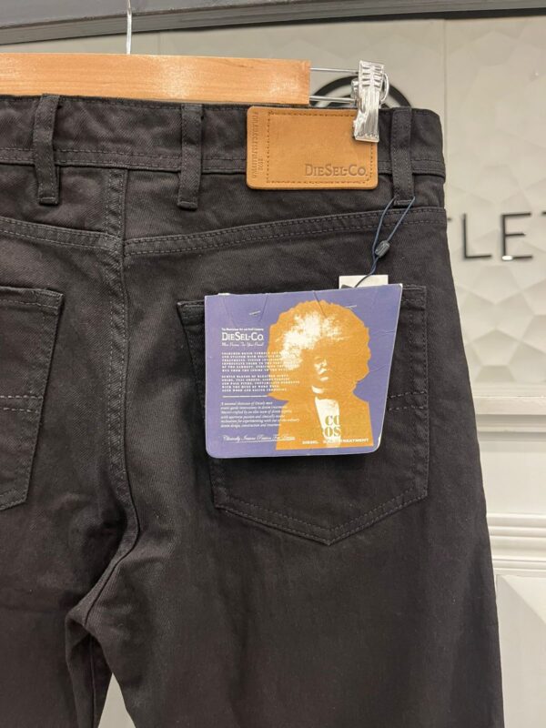Loose Fit Jeans In Black - Image 5