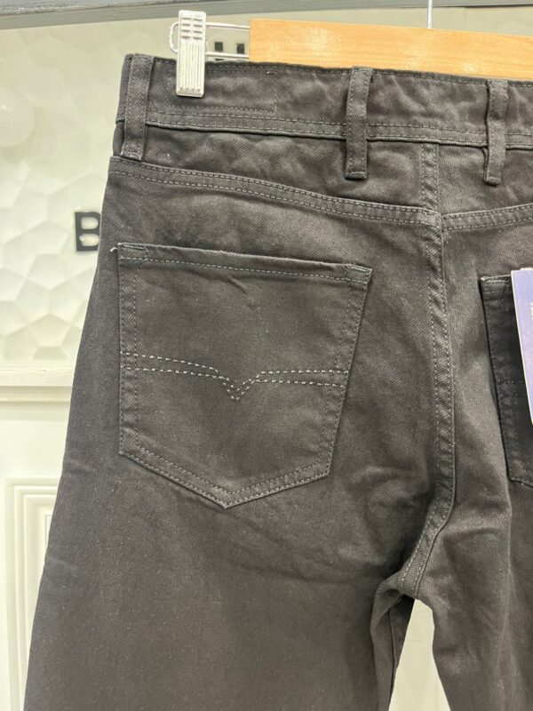 Loose Fit Jeans In Black - Image 4