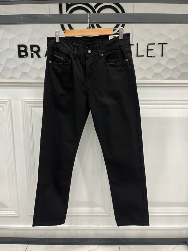 Loose Fit Jeans In Black